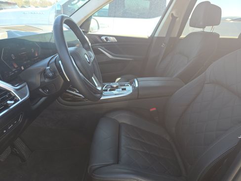 Used 2026 BMW X7 xDrive40i AWD/4WD image 7