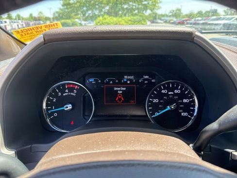 Used 2022 Ford F250 King Ranch w/ King Ranch Ultimate Package AWD/4WD image 17