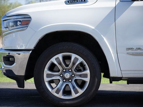 Used 2023 RAM 1500 Limited image 11