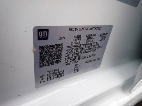 Used 2025 Chevrolet Silverado 3500 LT w/ All Star Edition image 19