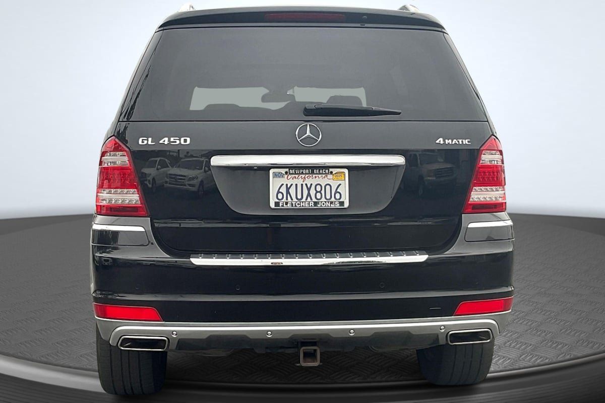 Used 2010 Mercedes-Benz GL 450 4MATIC image 4