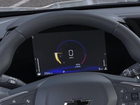 New 2026 Chevrolet Trax LT w/ Sunroof Package FWD image 18