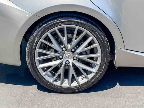 Used 2015 Lexus IS 250 w/ Navigation System Package RWD image 10