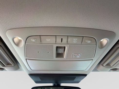 Used 2021 Nissan Armada SL w/ Captain's Chairs Package AWD/4WD image 32