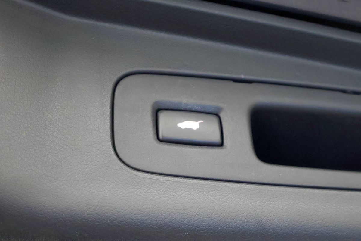Used 2015 Honda CR-V Touring image 16