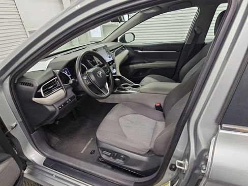 Used 2023 Toyota Camry LE FWD image 11