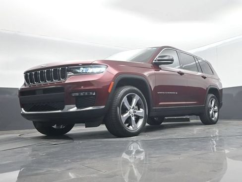 Used 2022 Jeep Grand Cherokee L Limited AWD/4WD image 48