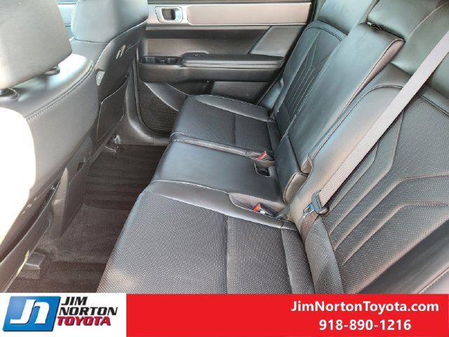 Used 2026 Hyundai Santa Fe SEL FWD image 30