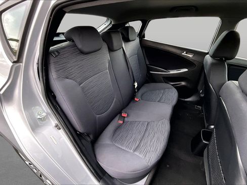 Used 2017 Hyundai Accent SE FWD image 23