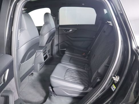 New 2025 Audi SQ7 Prestige image 23