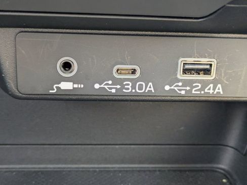 Used 2024 Subaru Crosstrek 2.0i Premium image 24