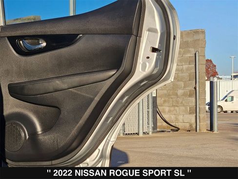 Used 2022 Nissan Rogue Sport SL image 28