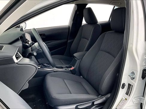 Used 2026 Toyota Corolla LE FWD image 31