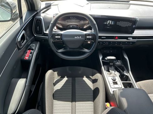 New 2026 Kia Sorento LX FWD image 24