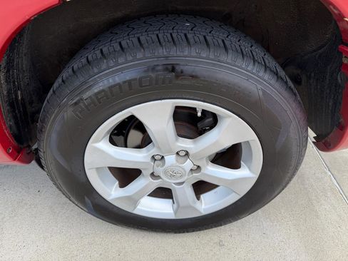 Used 2011 Toyota RAV4 Limited image 7