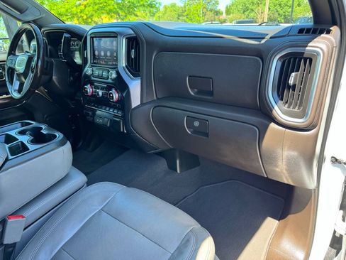 Used 2020 GMC Sierra 2500 SLT w/ Driver Alert Package I AWD/4WD image 32