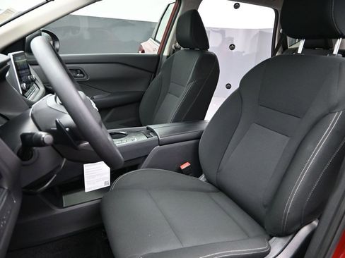 Used 2026 Nissan Rogue S image 15