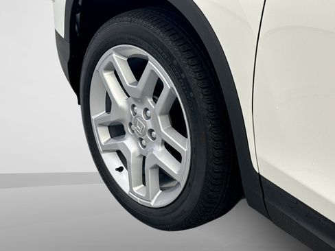 Used 2025 Honda Passport EX-L image 24