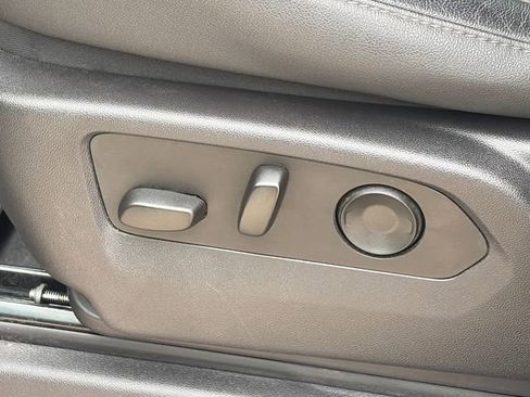 Used 2024 Chevrolet Silverado 1500 ZR2 w/ Technology Package image 16