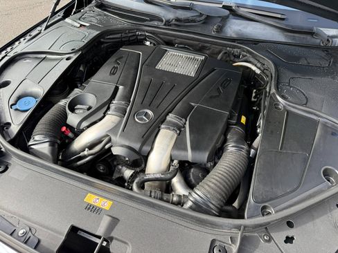 Used 2017 Mercedes-Benz S 550 Sedan image 18