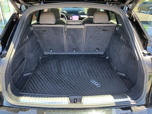Certified 2025 Audi Q5 Premium w/ Premium Plus AWD/4WD image 18