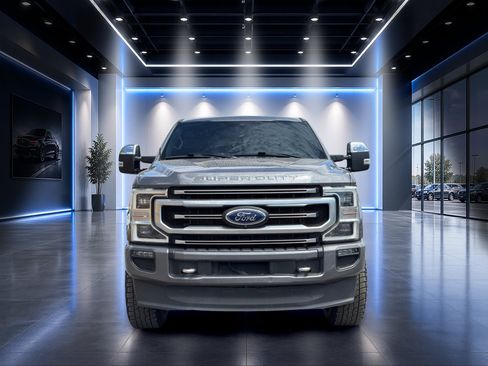 Used 2021 Ford F250 Platinum w/ FX4 Off-Road Package AWD/4WD image 9