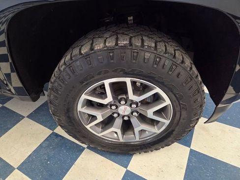 Used 2021 GMC Canyon AT4 w/ Trailering Package image 16