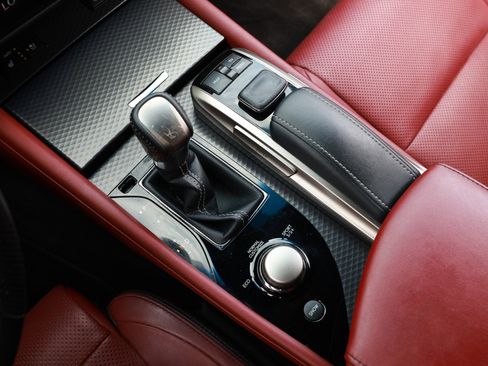 Used 2018 Lexus GS 350 F Sport RWD image 42