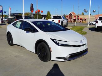 New 2026 Toyota Prius Plug-In Hybrid video 2