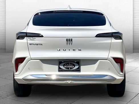 Used 2025 Buick Envista Avenir FWD image 3