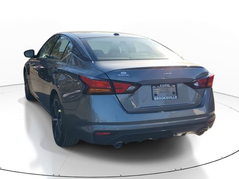 Used 2024 Nissan Altima 2.5 SR image 4