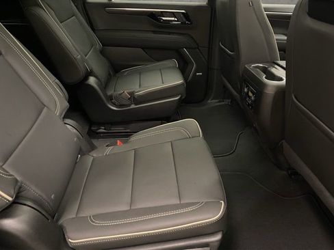 New 2026 Chevrolet Suburban Premier image 25