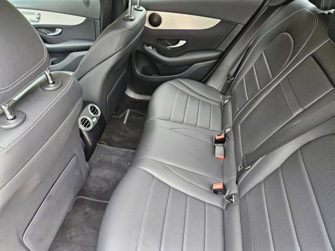 Used 2022 Mercedes-Benz GLC 300 image 26