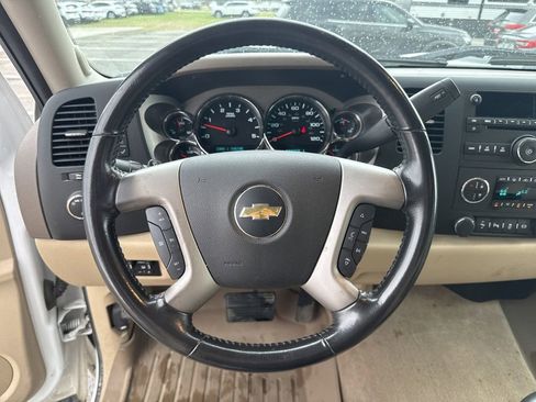 Used 2013 Chevrolet Silverado 2500 LT w/ Interior Plus Package image 14