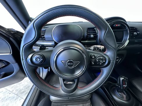 Used 2021 MINI Cooper Clubman S AWD/4WD image 17