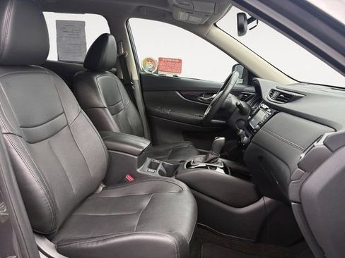 Used 2017 Nissan Rogue SL w/ SL Premium Package AWD/4WD image 15