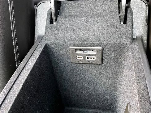 Used 2023 Cadillac XT6 Premium Luxury image 26