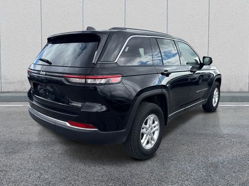 Used 2023 Jeep Grand Cherokee Laredo image 7