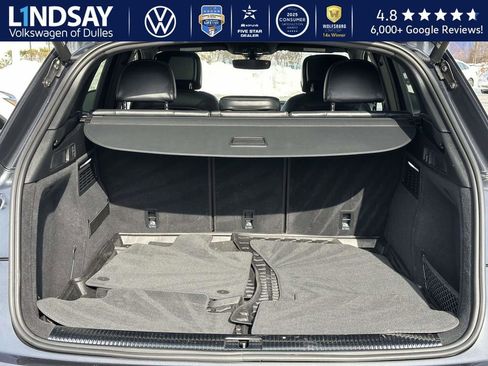 Used 2023 Audi SQ5 Prestige w/ Prestige Package image 14