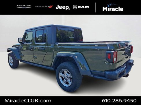 Certified 2021 Jeep Gladiator Sport image 5