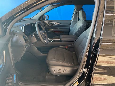 New 2026 Chevrolet Traverse LT w/ Driver Confidence Package image 11