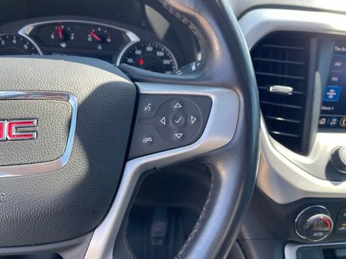 Certified 2020 GMC Acadia SLE w/ Driver Convenience Package FWD image 17