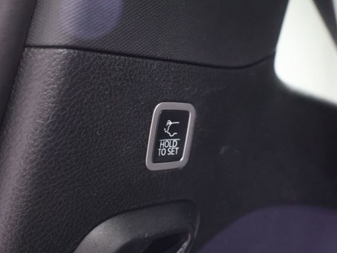 Used 2022 Jeep Wagoneer Series III w/ Premium Group I image 22