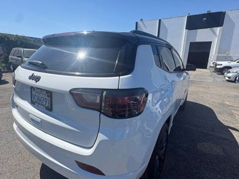 Used 2023 Jeep Compass High Altitude AWD/4WD image 4