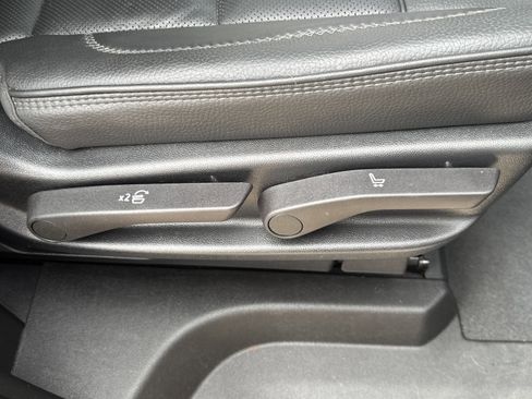 Used 2022 GMC Yukon Denali image 62