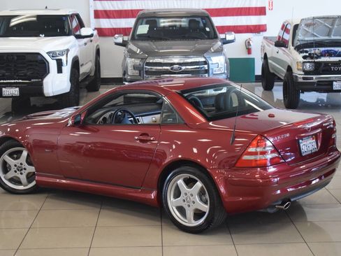 Used 2004 Mercedes-Benz SLK 230 image 29