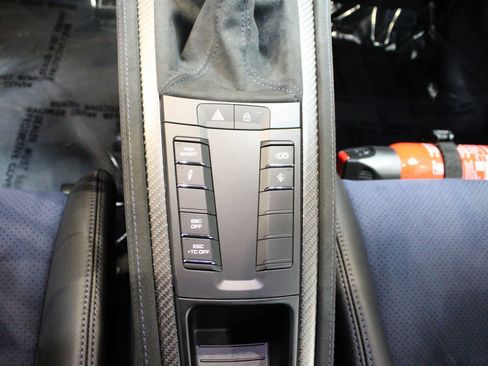 Certified 2025 Porsche 718 Cayman GT4 RS w/ Weissach Package image 26