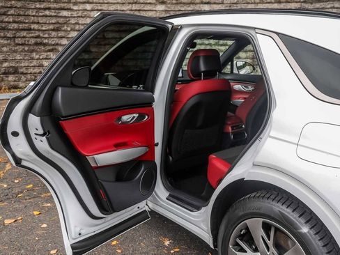 Used 2023 Genesis GV70 3.5T Sport w/ Cargo Package image 20