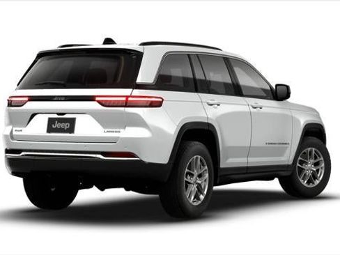 New 2026 Jeep Grand Cherokee 4WD image 2
