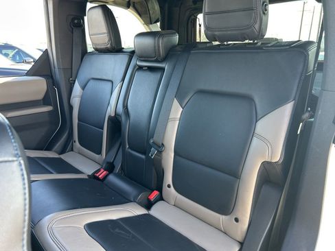 Used 2022 Ford Bronco Wildtrak image 30